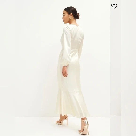 NWT Reformation Lazaro Satin Ivory Dress, Size 4 - Picture 2 of 9